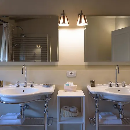 Palazzo Della Stufa Residenza D'epoca Bed & Breakfast
