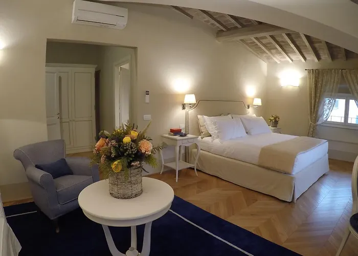Nocleg ze śniadaniem Palazzo Della Stufa Residenza D'epoca Florencja